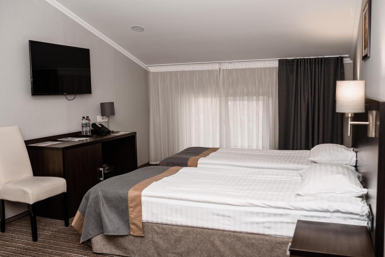 Reikartz Park Hotel Ivano Frankivsk Bagian luar foto